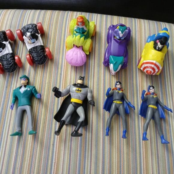 VTG MCDONALD'S - 90's BATMAN ANIMATED SERIES - FIGURES AND VEHICLES 9 Figures - Picture 2 of 6